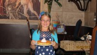 little girl special birthday restaurant celebration