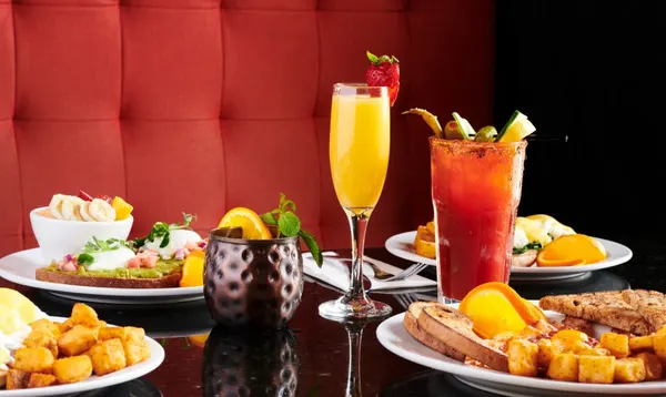 Family-friendly weekend brunch in Bolton with fresh breakfast favourites and refreshing brunch cocktails.
