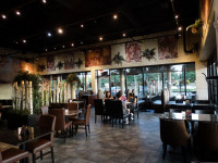 symposium cafe family style restaurant in oakville with beautiful interior dining room