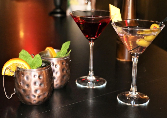 Cocktails, wine and drink deals at Symposium Cafe Restaurant Thornhill, a fully licensed family-friendly restaurant with Happy Hour specials