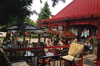 Restaurant Outdoor dining for Breakfast and Brunch at all Symposium Restaurants in Ontario
